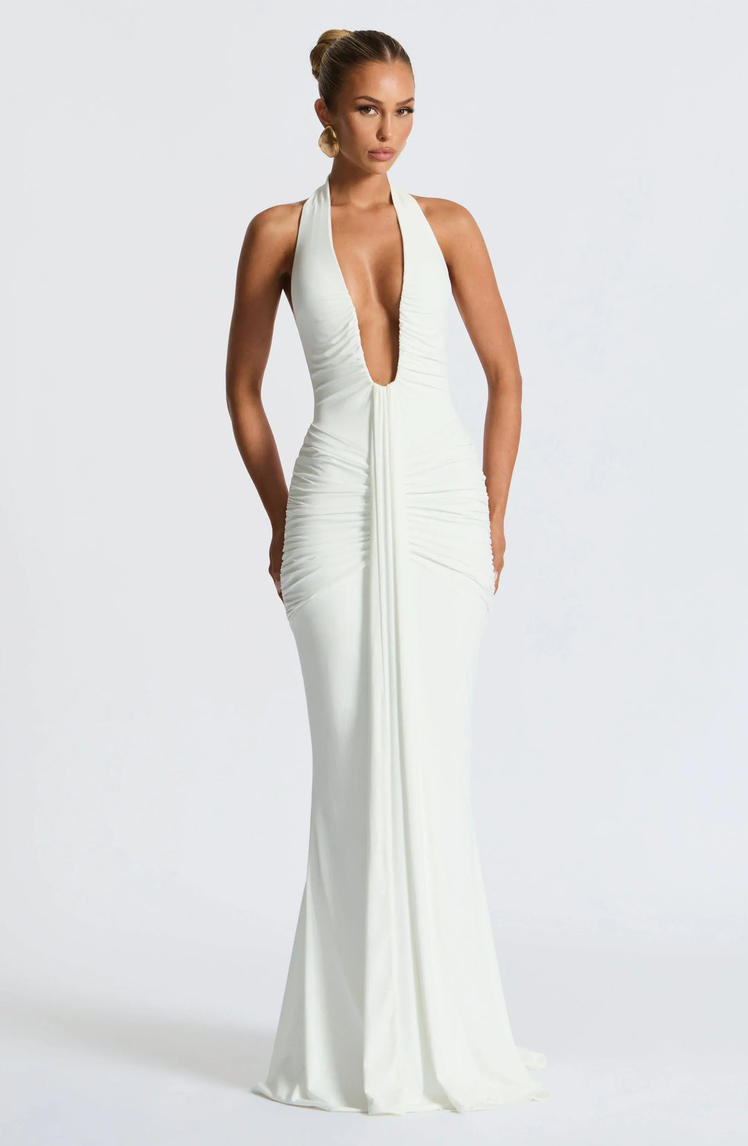 SASHA | Maxikleid mit Tiefem Ausschnitt